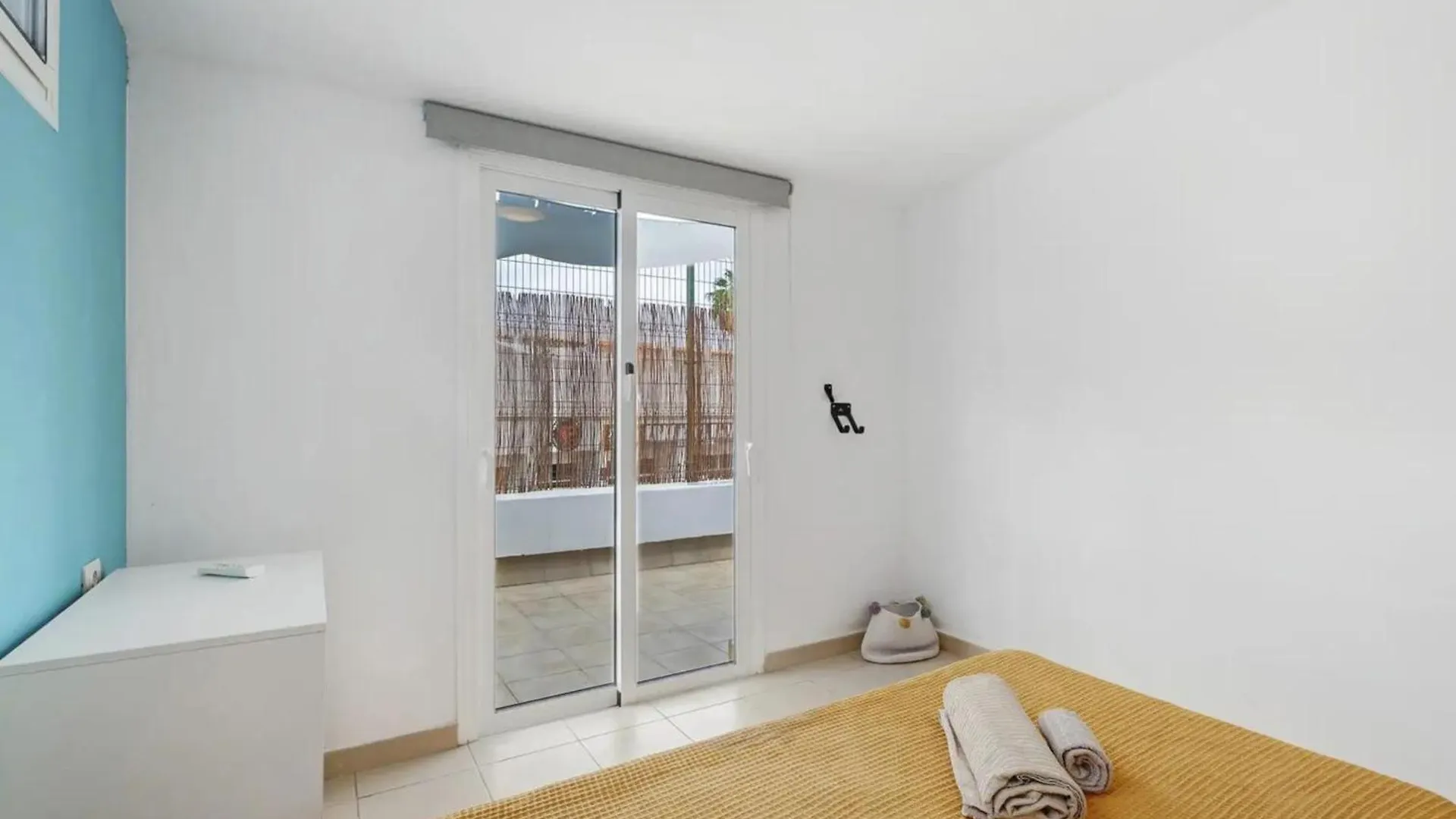 Child-Friendly, 3-Bedroom Apartment With Garden Near The Aqualand Costa Adeje