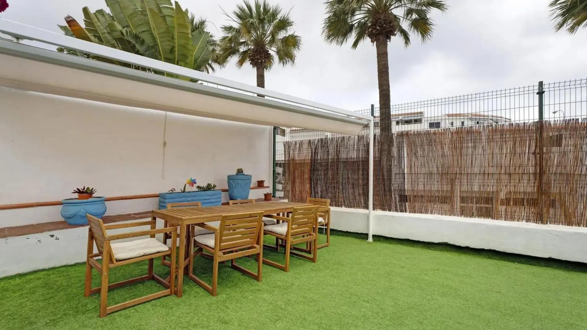 Child-Friendly, 3-Bedroom Apartment With Garden Near The Aqualand Costa Adeje